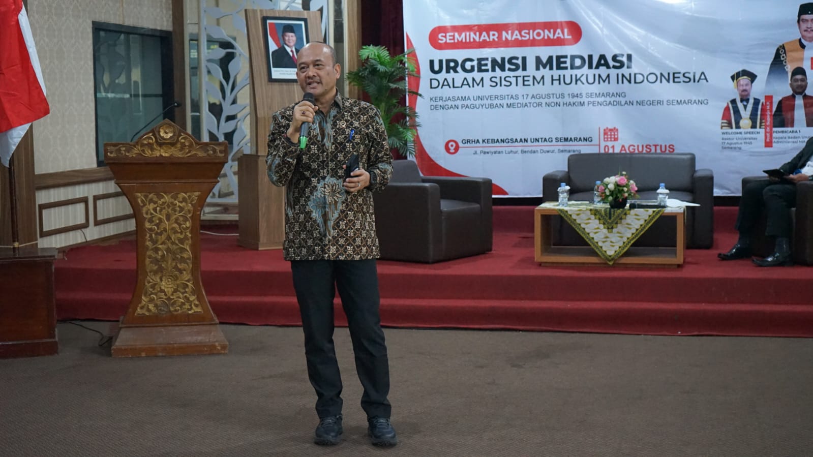 Sinergi Akademisi dan Peradilan di UNTAG Semarang