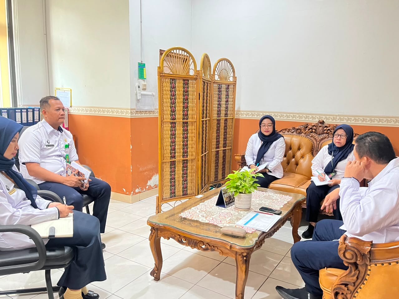 Suasana Rapat Terbatas Kesekretariatan PA Semarang